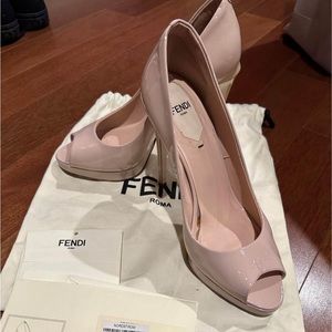 Fendi heels size 38